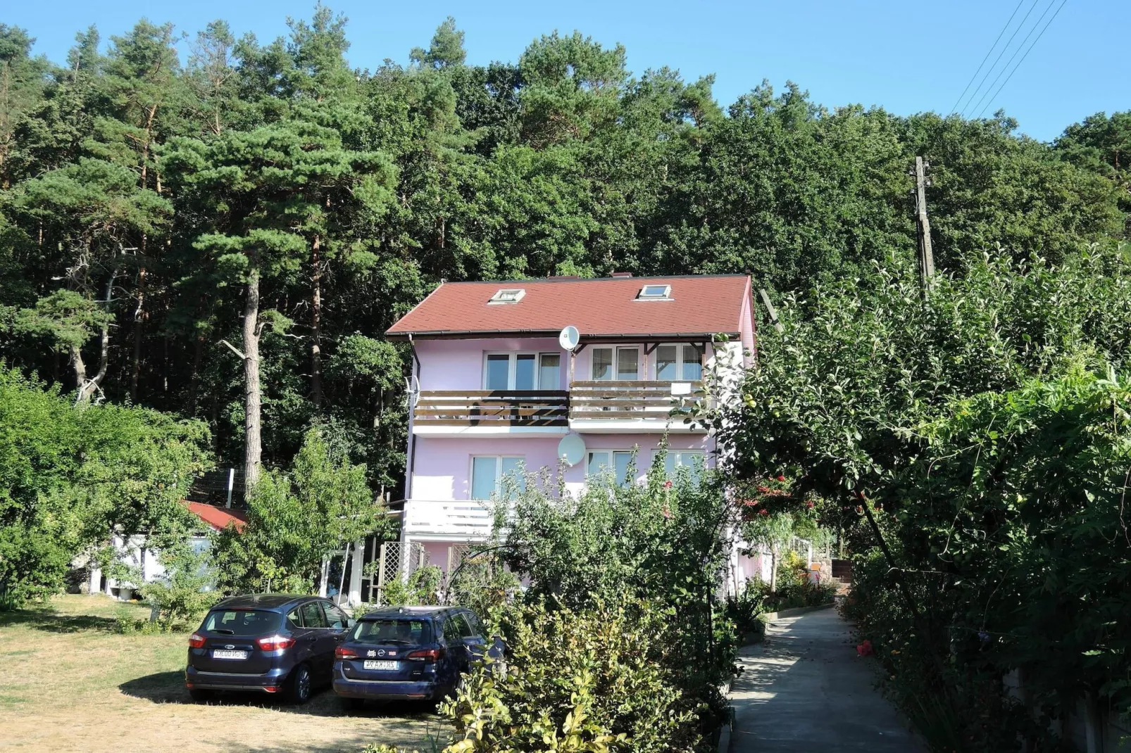 Semi-detached house in Wiselka-Buitenkant zomer