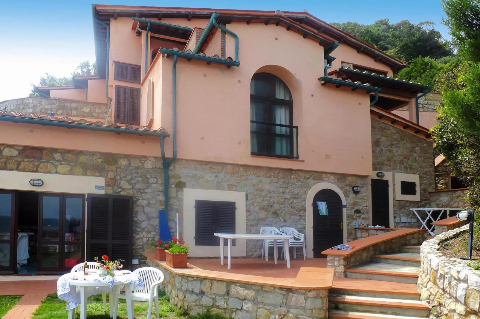 Holiday residence La Cota Quinta Rio nell'Elba Typ Mono 2-Buitenkant zomer