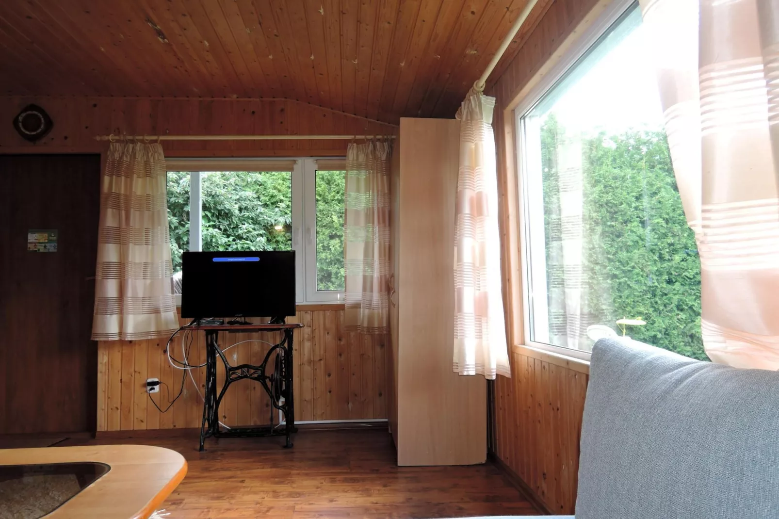 Bungalow Pod słonecznikiem 2-Woonkamer