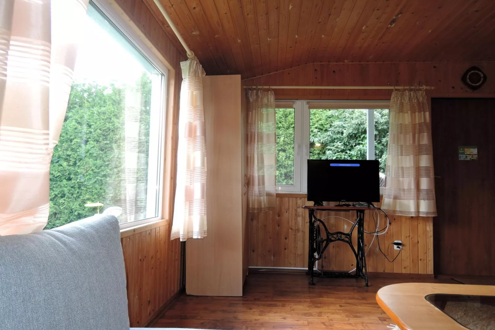 Bungalow Pod słonecznikiem 2-Woonkamer