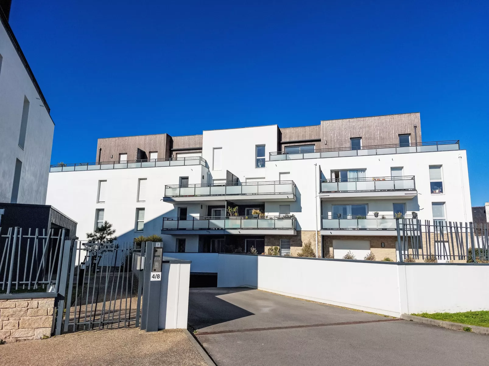 Grand Balcon, Piscine et proche du Port-Buiten