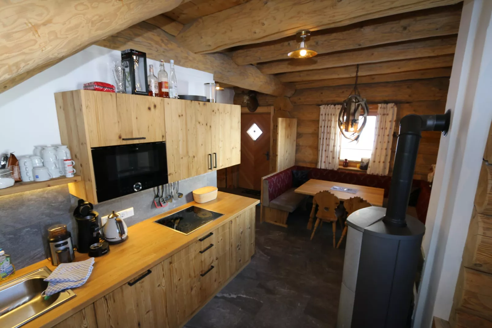 Jagahütte Bramberg-Keuken