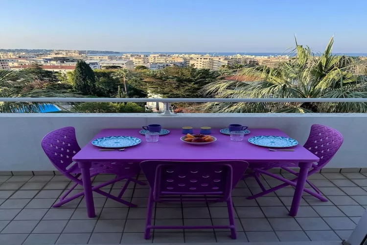 Juan-les-Pins Vue Mer Plage Piscine et Tennis-Terrasbalkon