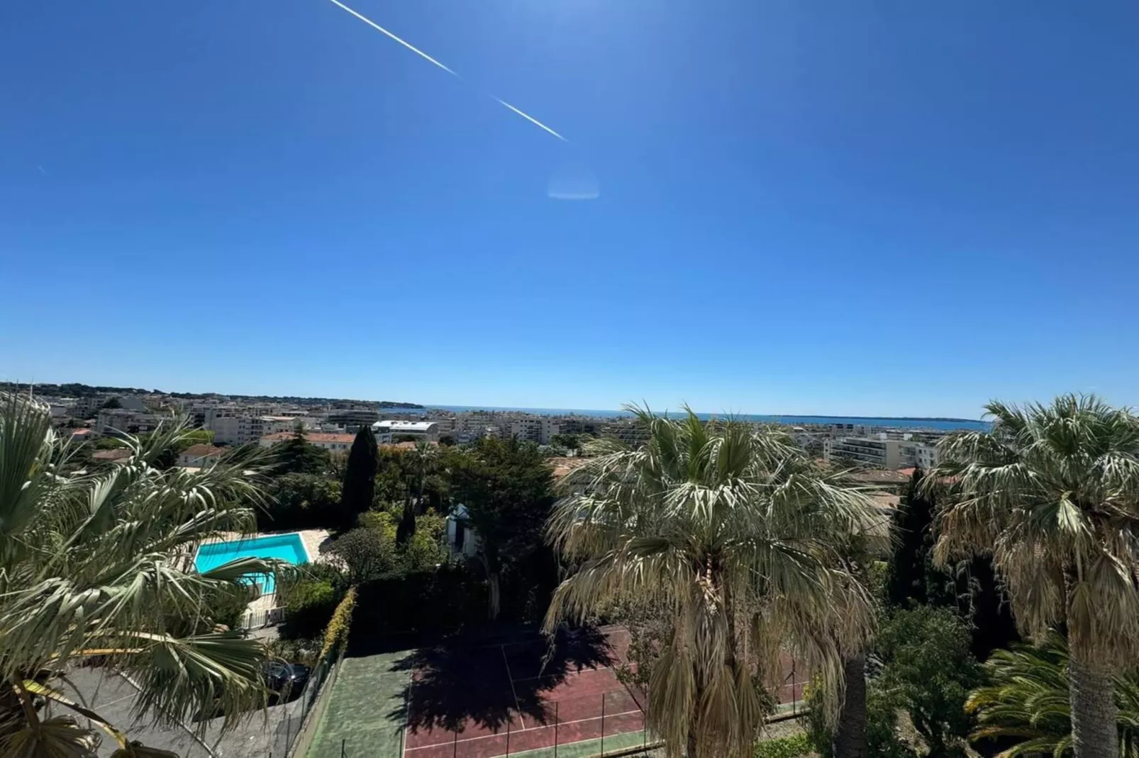 Juan-les-Pins Vue Mer Plage Piscine et Tennis-Gebieden zomer 1km