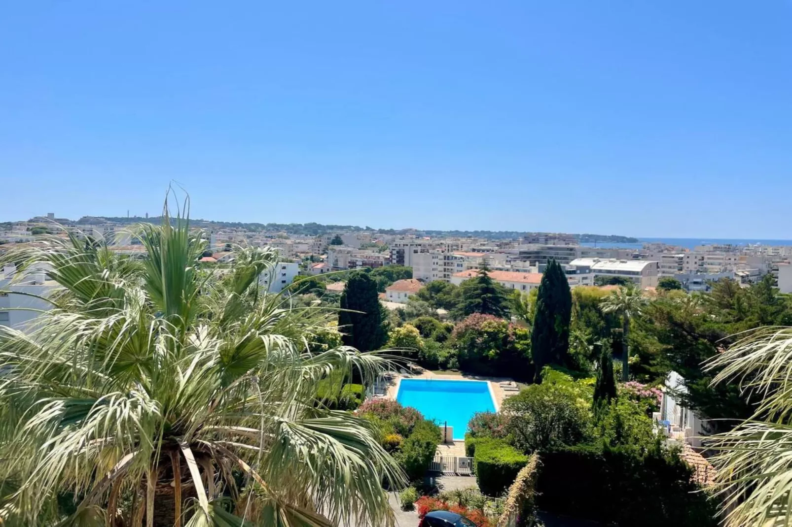 Juan-les-Pins Vue Mer Plage Piscine et Tennis-Gebieden zomer 1km