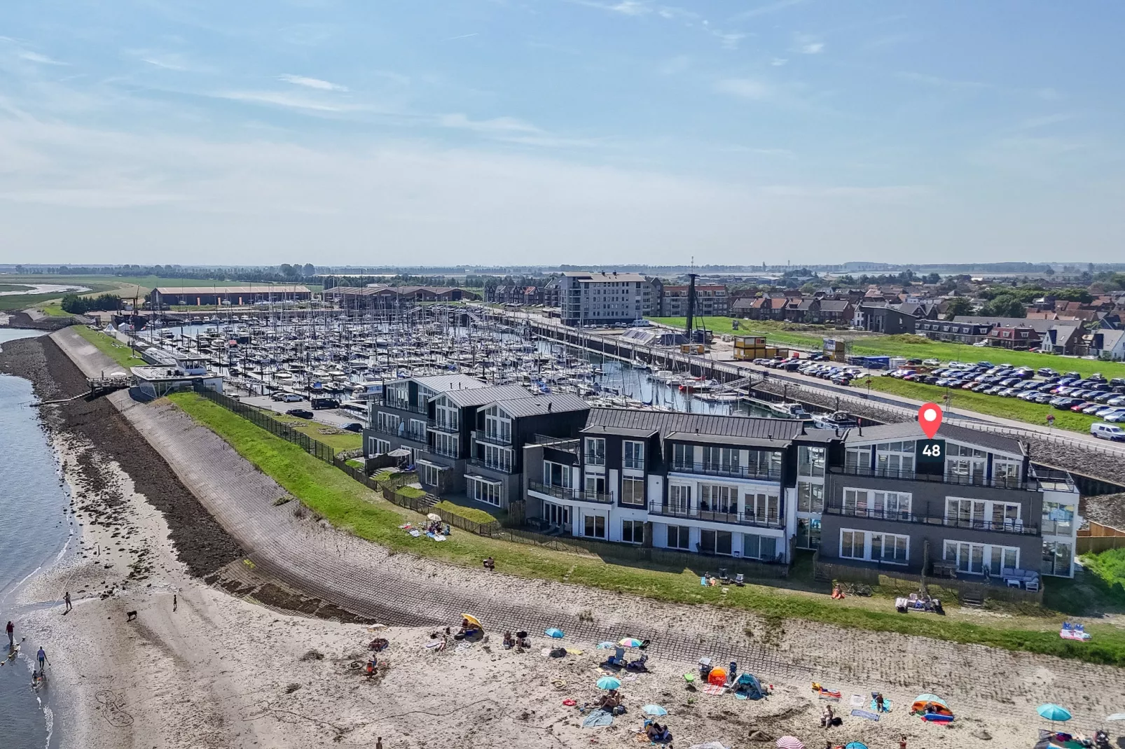 Appartement Vista Maris - Havenweg 8-48  Sint-Annaland-Buitenkant zomer