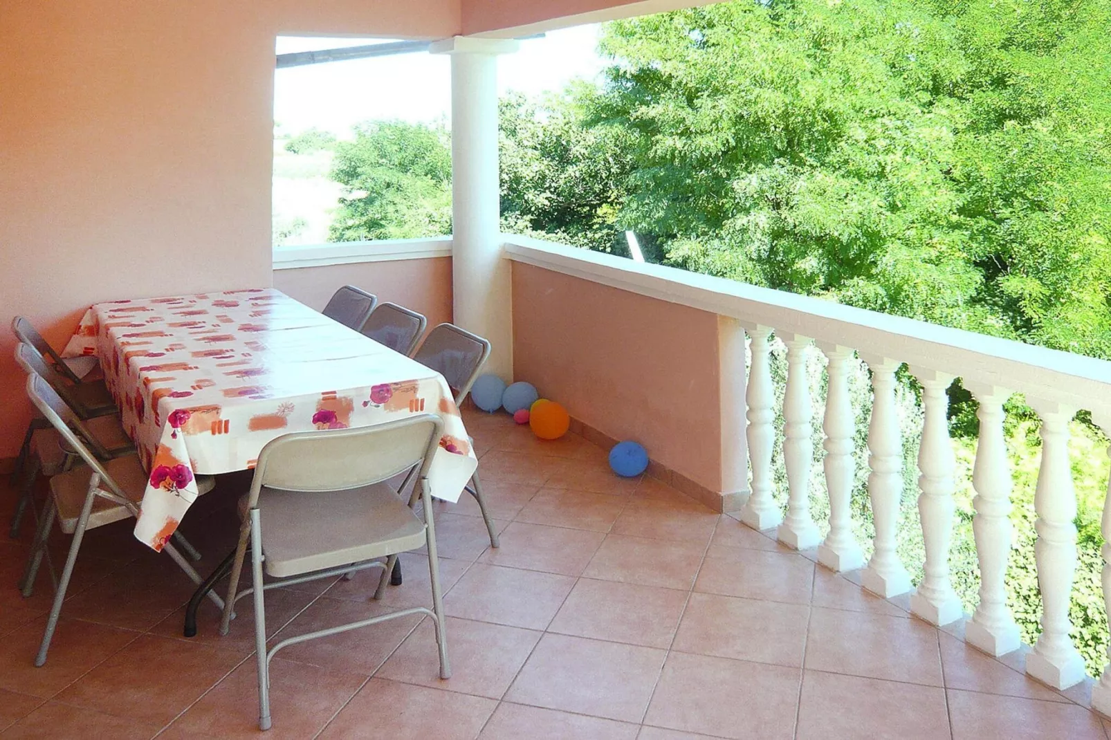 A4 - Apartments Ljilja PrivlakaA4 ca 40 qm für 1-4 Pers-Terrasbalkon