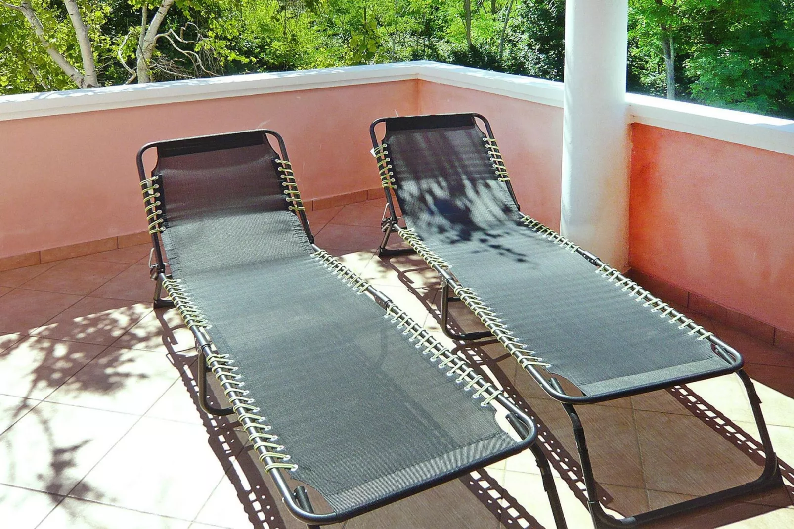 A4 - Apartments Ljilja PrivlakaA4 ca 40 qm für 1-4 Pers-Terrasbalkon