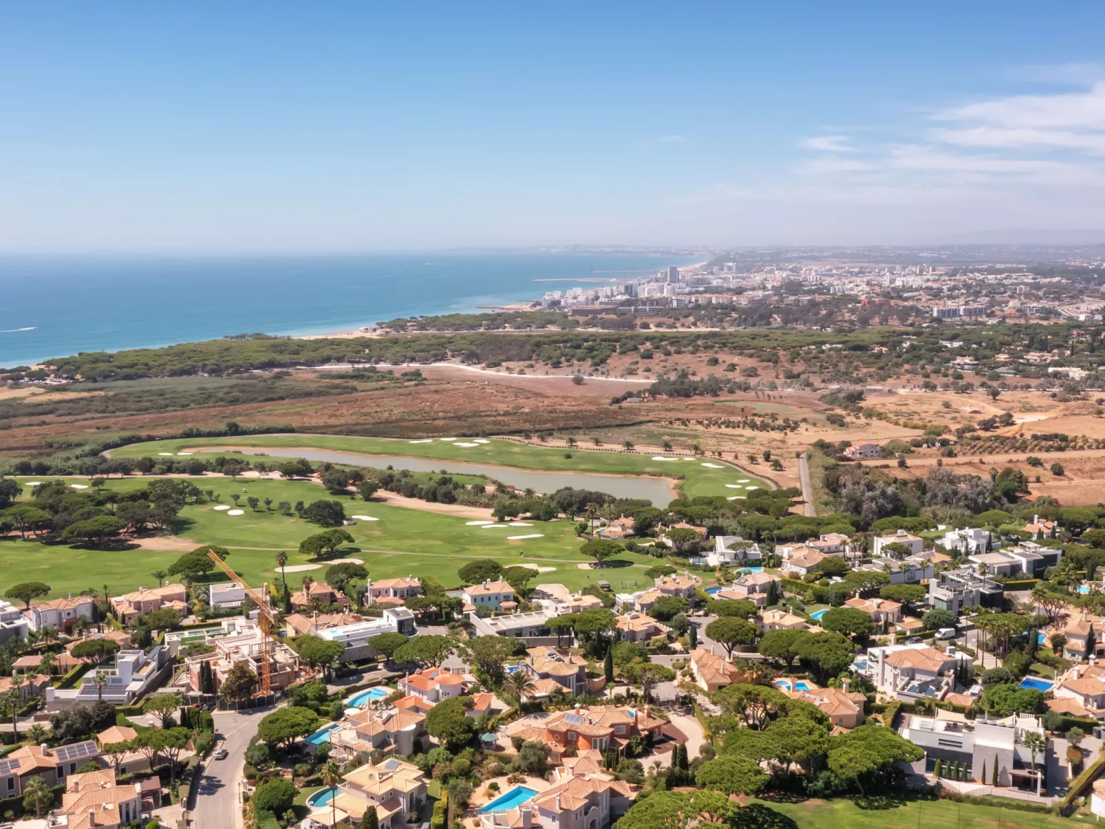 Vista do Mar e Golf-Buiten