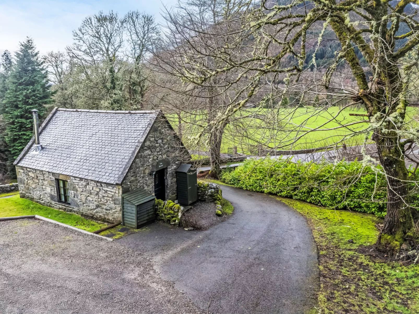 Loch Ness Hideaway