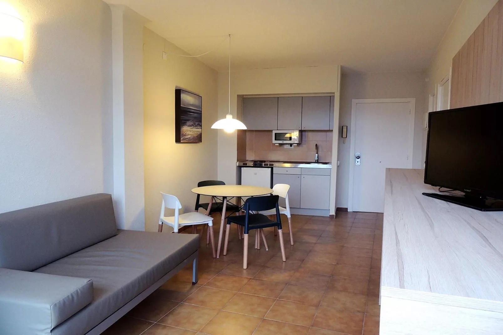 Tossa Apartment-Woonkamer