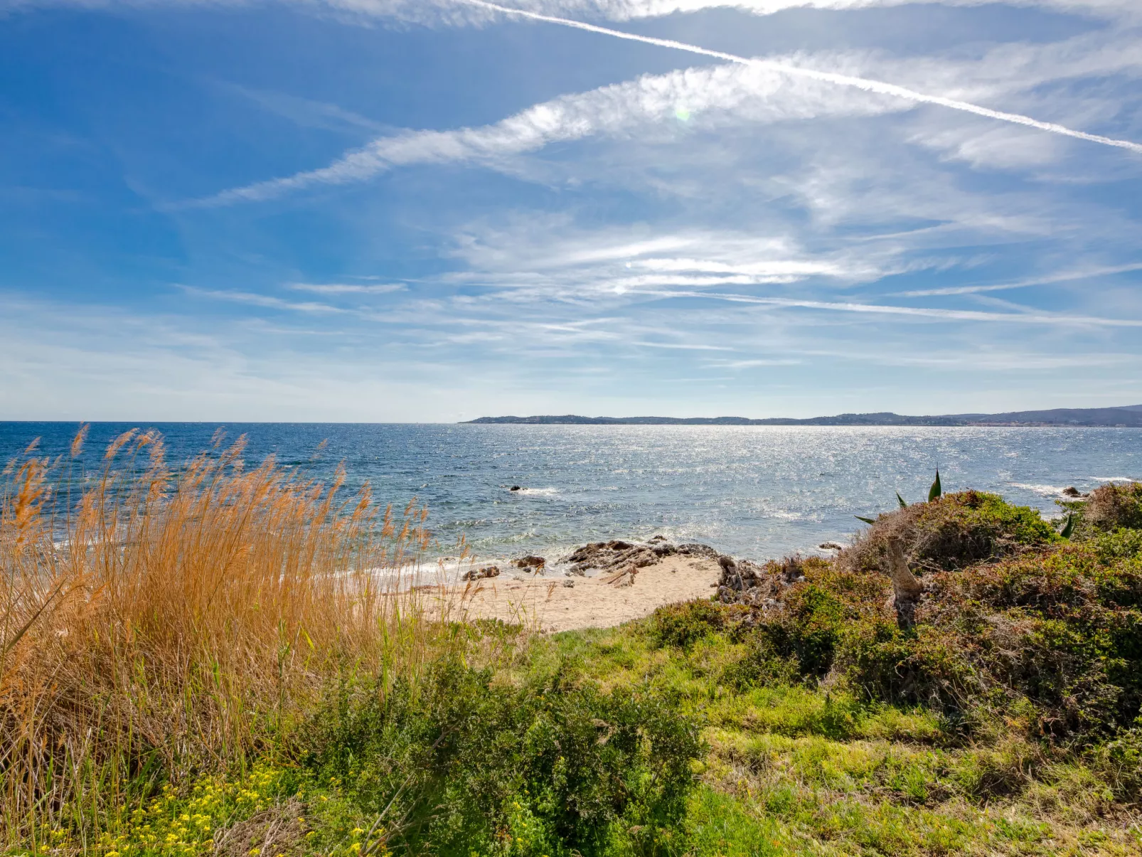 Terra Cotta Beach Front-Buiten