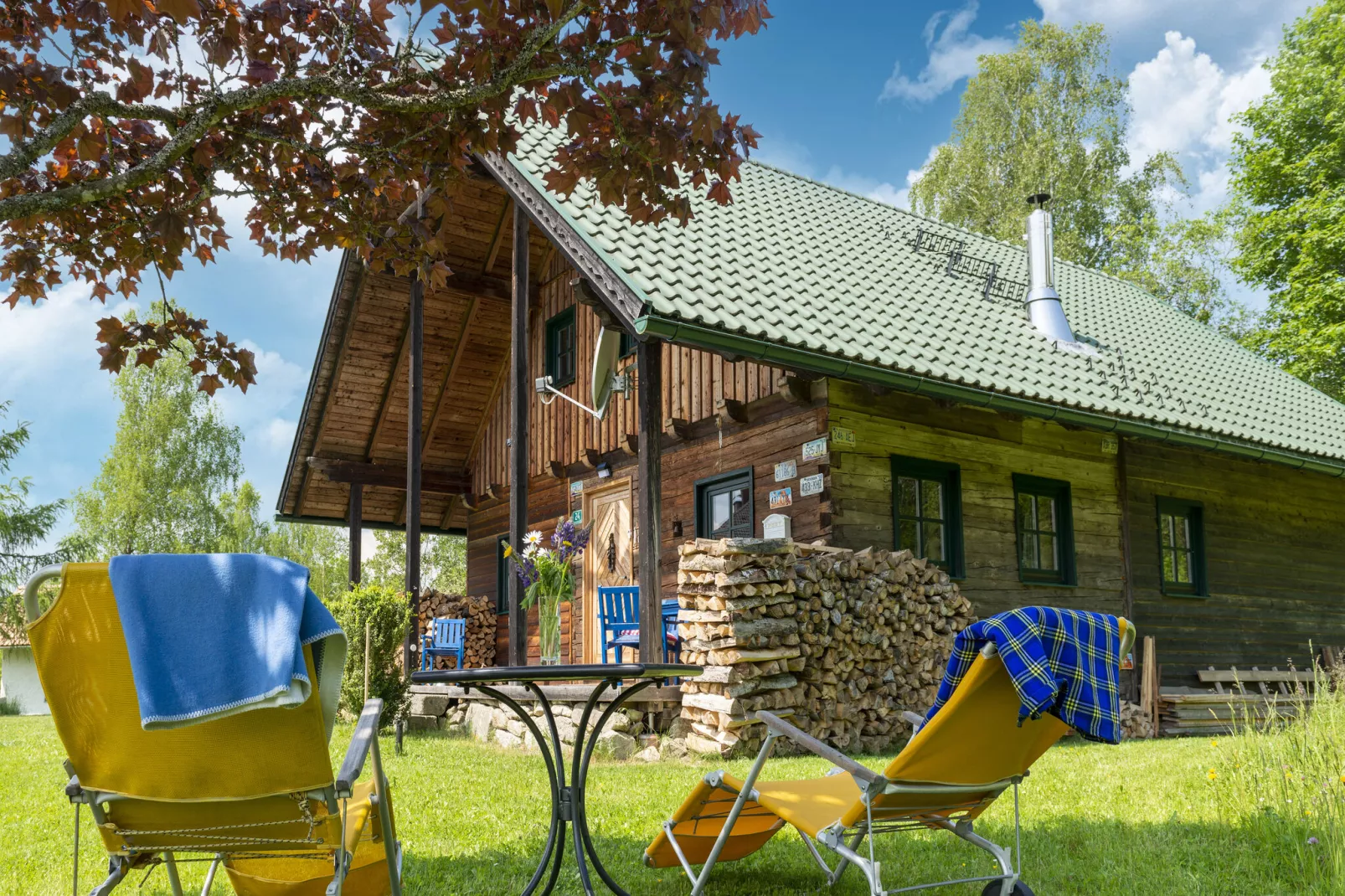 Chalet Fam Rammelmüller-Tuinen zomer