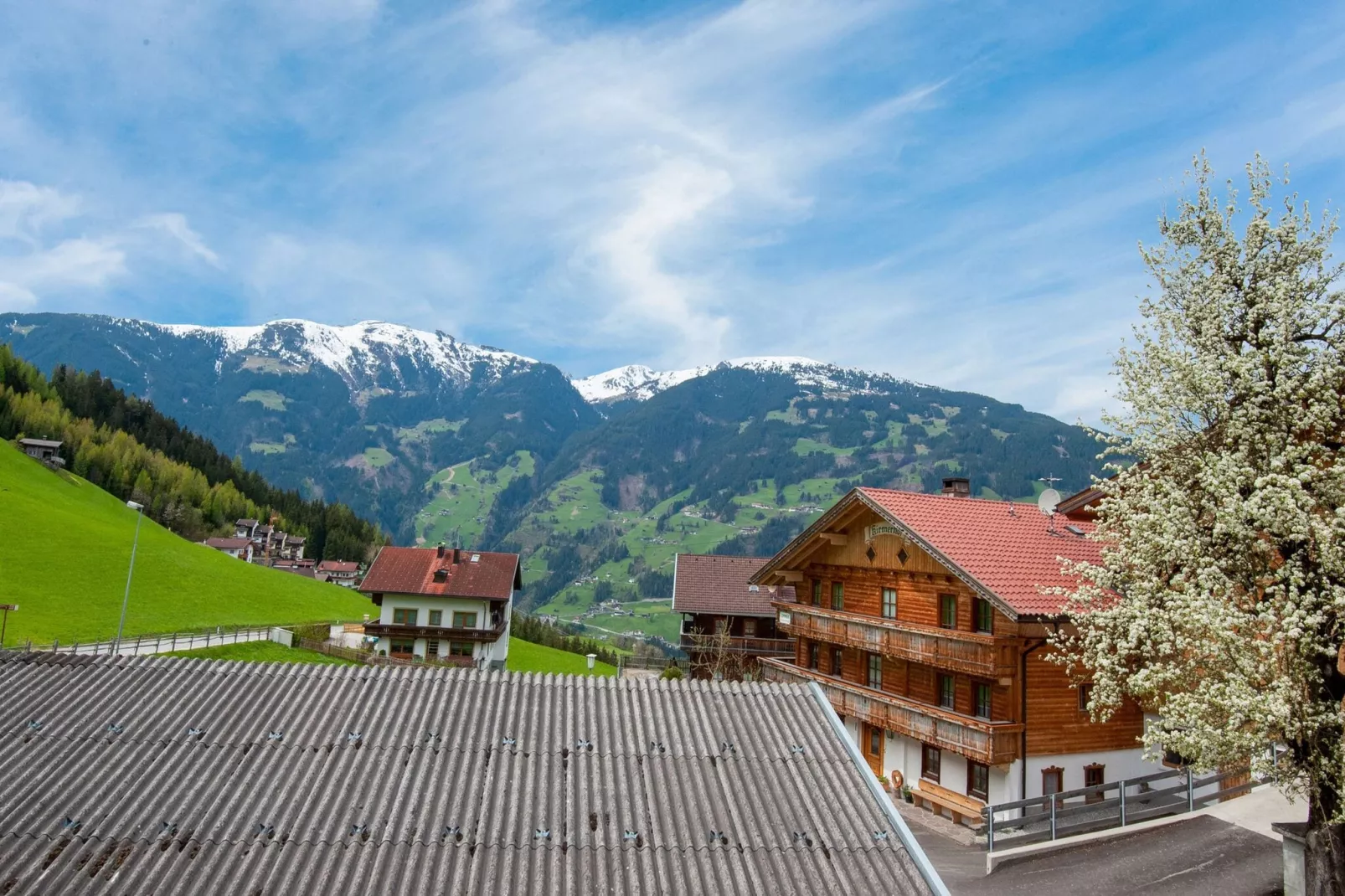 Klammerhof - Zillertalblick klein-Uitzicht zomer