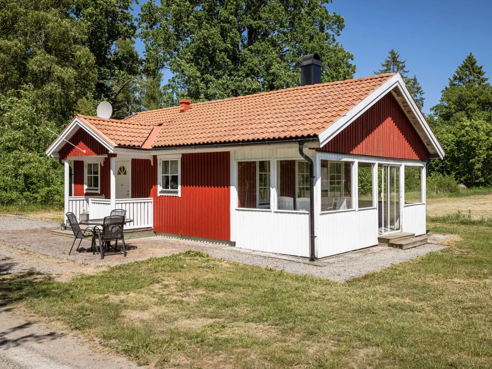 Skärvudde Huset-Buiten