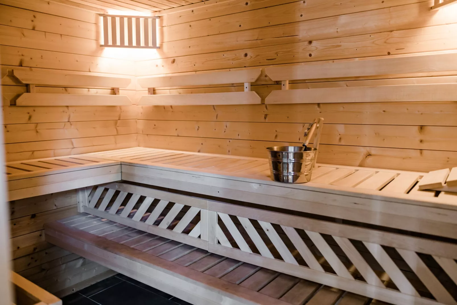 Ferienhaus Im Gutshofpark mit Sauna-Wellness