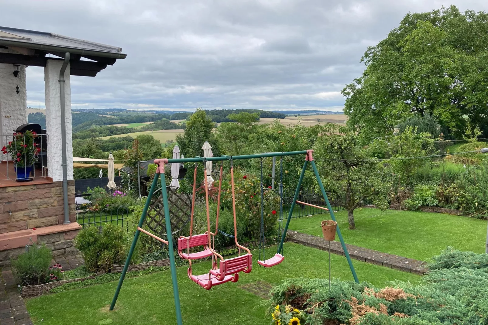 Scheune zur Schönen Aussicht-Tuinen zomer