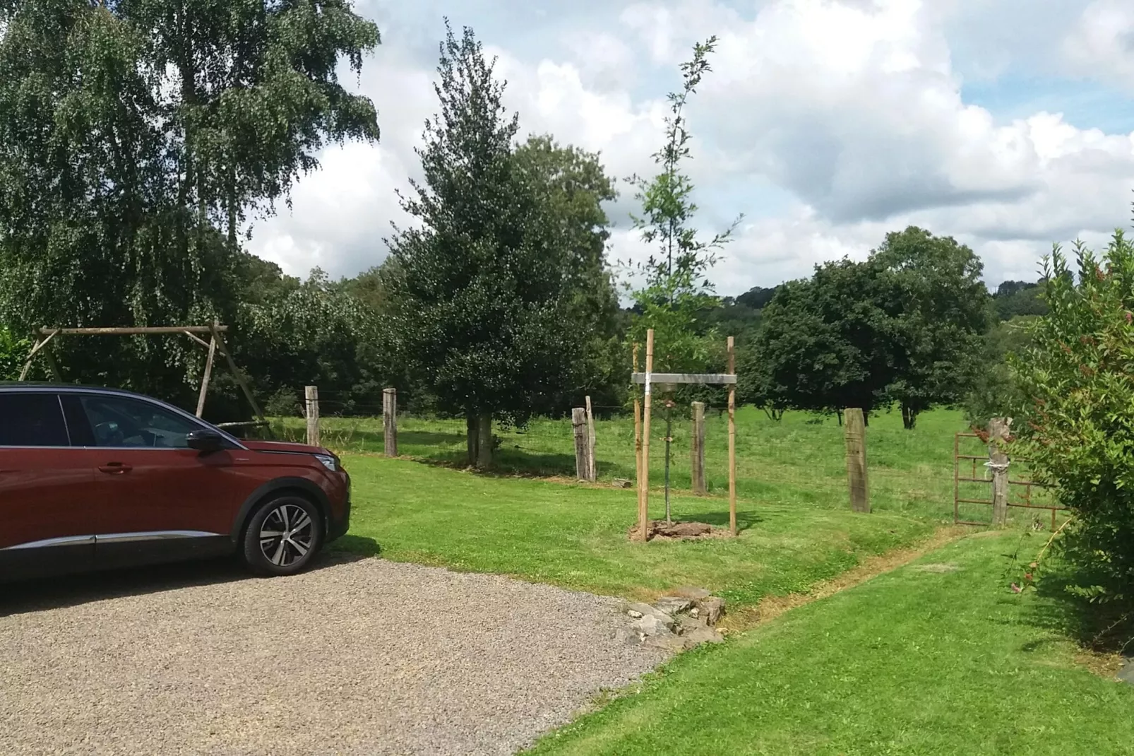 Maison de vacances Montaigu les Bois-Gebieden zomer 1km