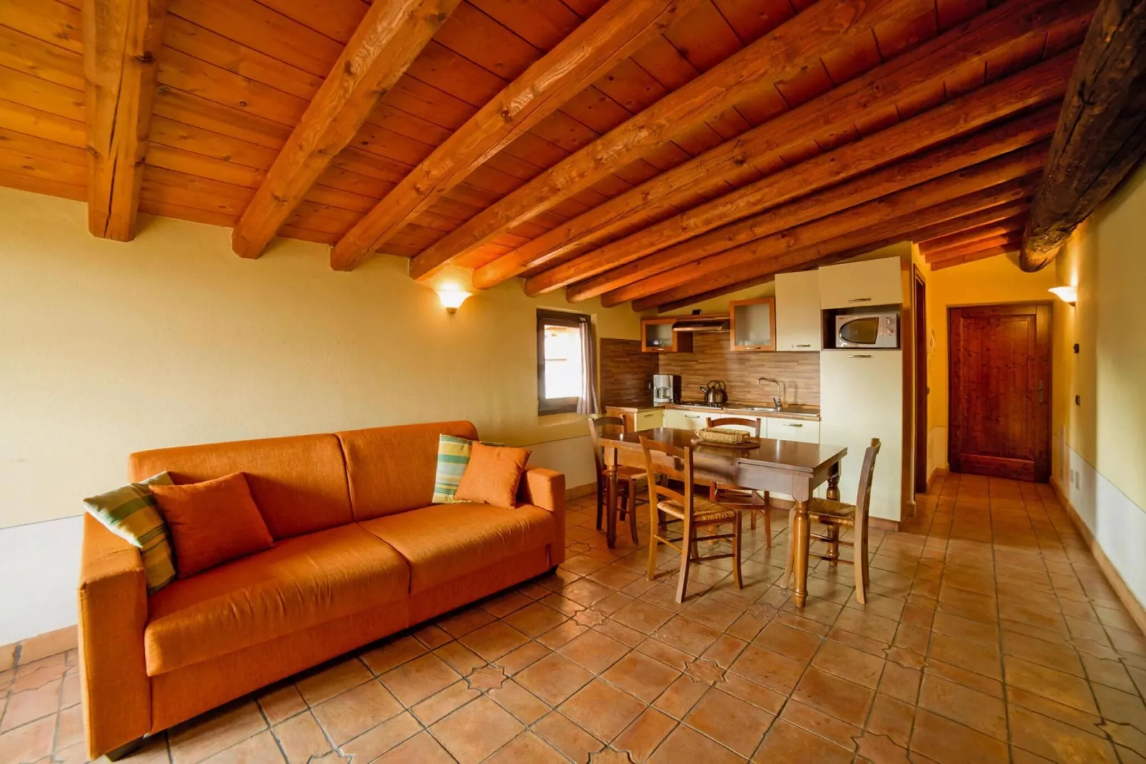 Residence Borgo Alba Chiara, Toscolano-trilo 60-80 qm-Image-tags.