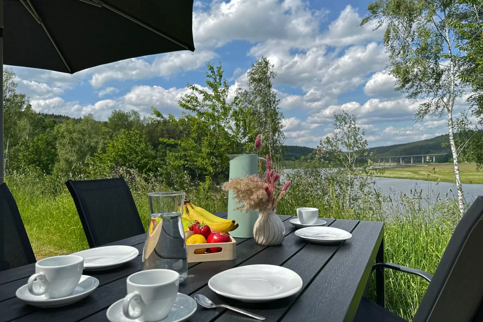 FERIENDORF SEEBLICK - Tiny Chalet am Eixendorfer See-Terrasbalkon