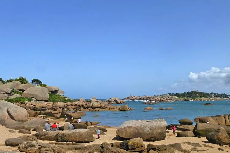 Maison vue mer Perros-Guirec-Waterzicht