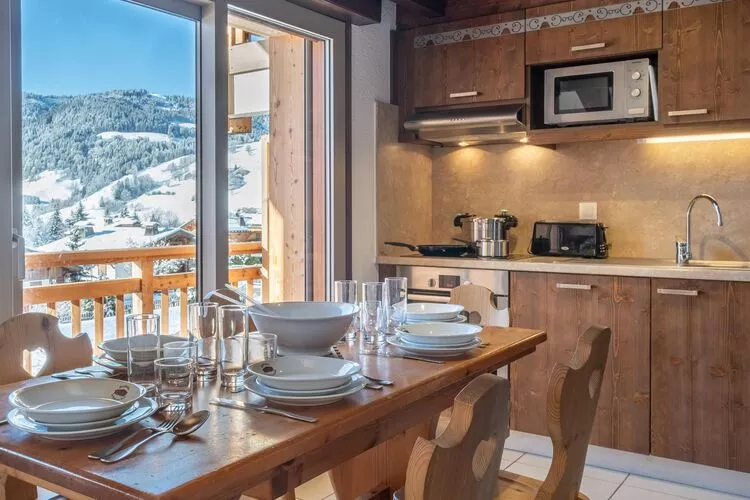 Résidence La Belle aux Bois -  Megève // Apt 1 pc 2 pers 1 bébé-Binnen