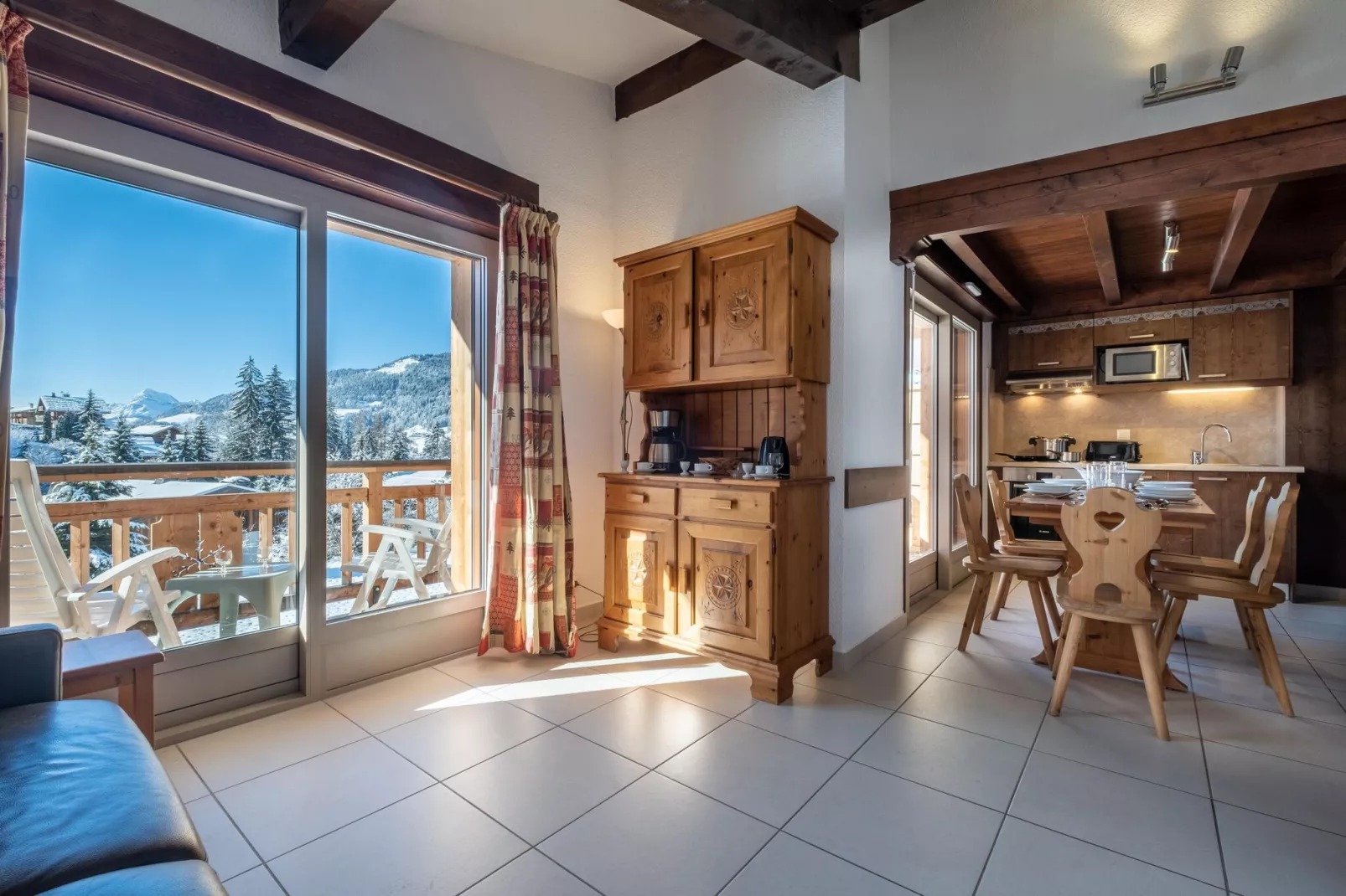 Résidence La Belle aux Bois -  Megève // Apt 1 pc 2 pers 1 bébé-Binnen