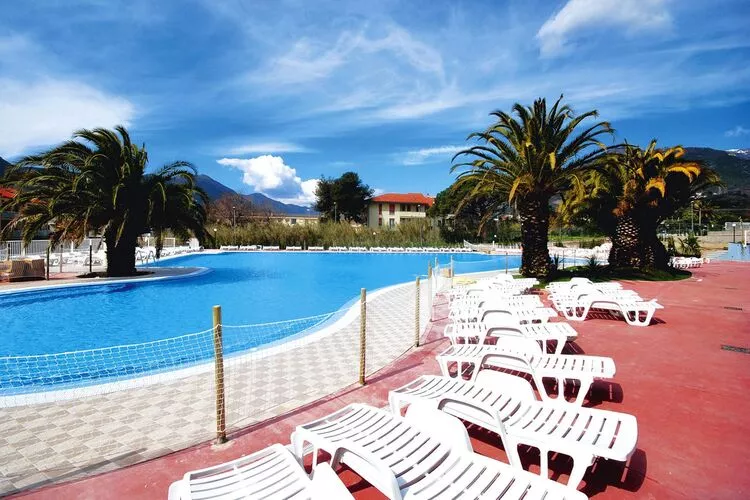 Ferienresort Ai Pozzi Village Spa Resort Loano - B5 ca 42 qm-Zwembad