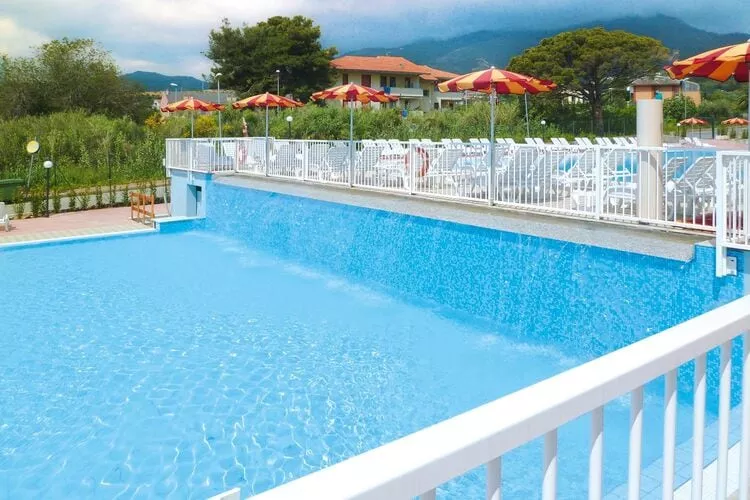 Ferienresort Ai Pozzi Village Resort Loano - M3 / A3 Studio ca 23 qm-Zwembad