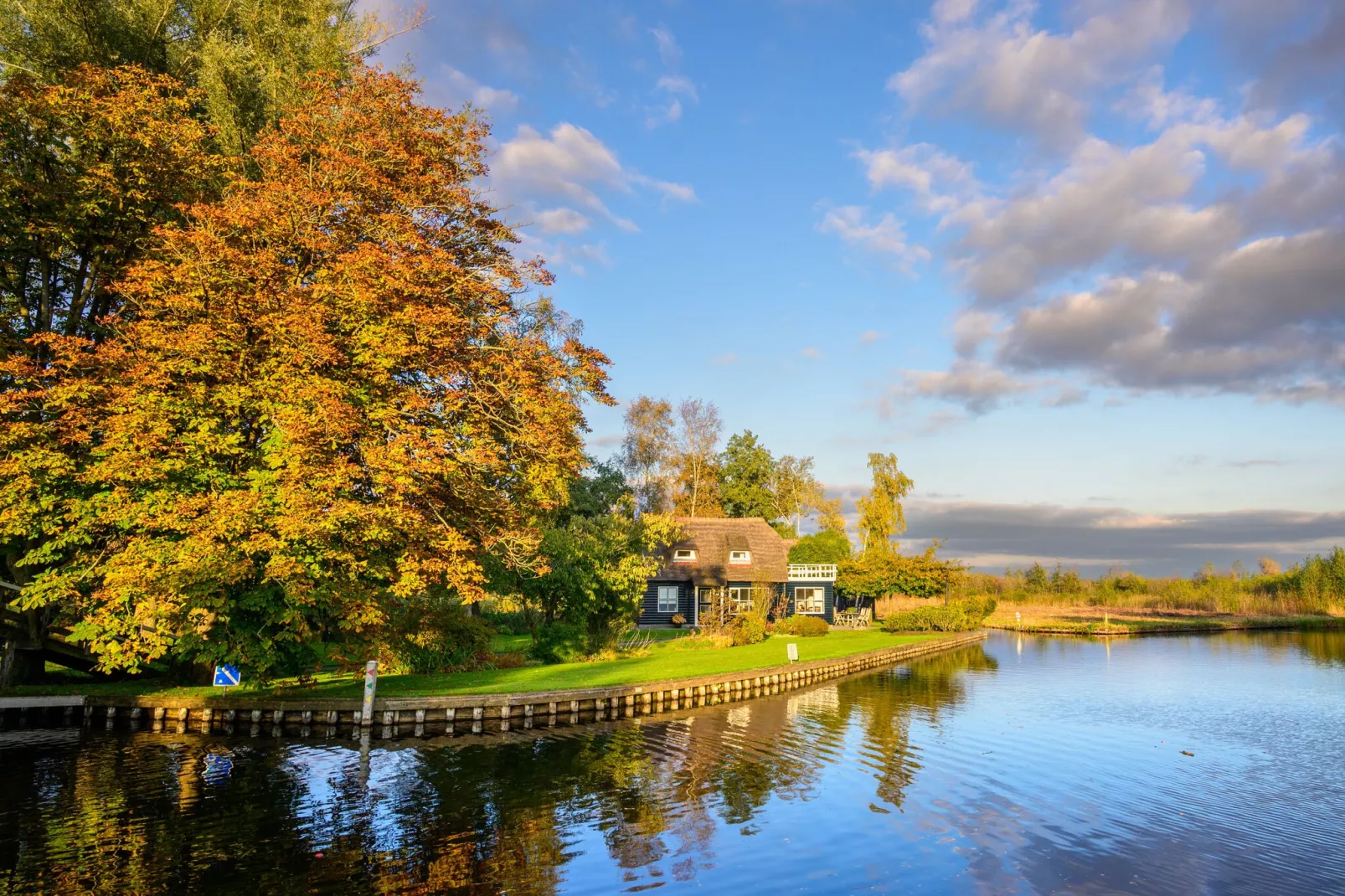 Chalet Resort Venetie Giethoorn-Gebied winter 5km