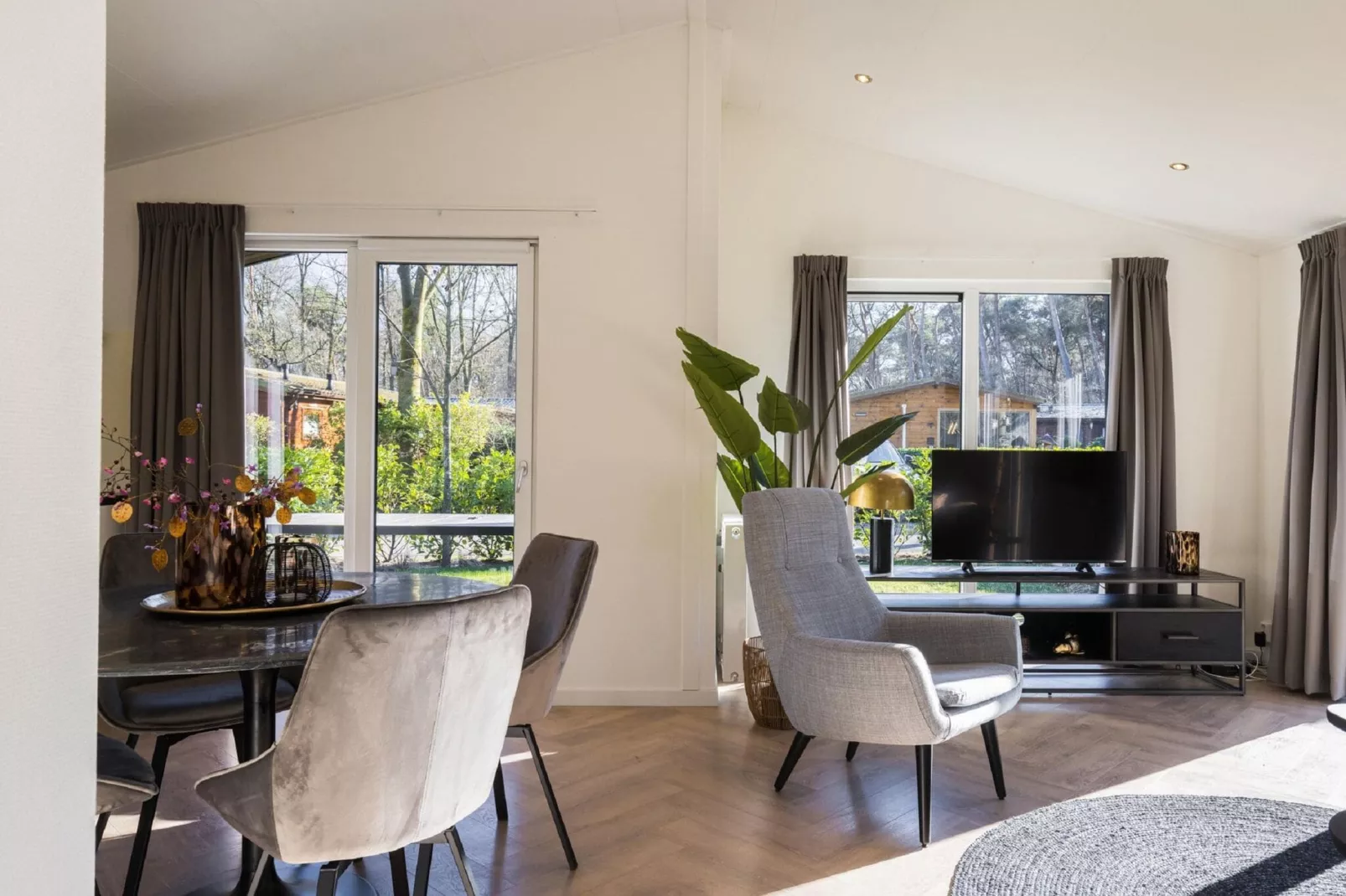 Vakantiepark Latour 8-Woonkamer