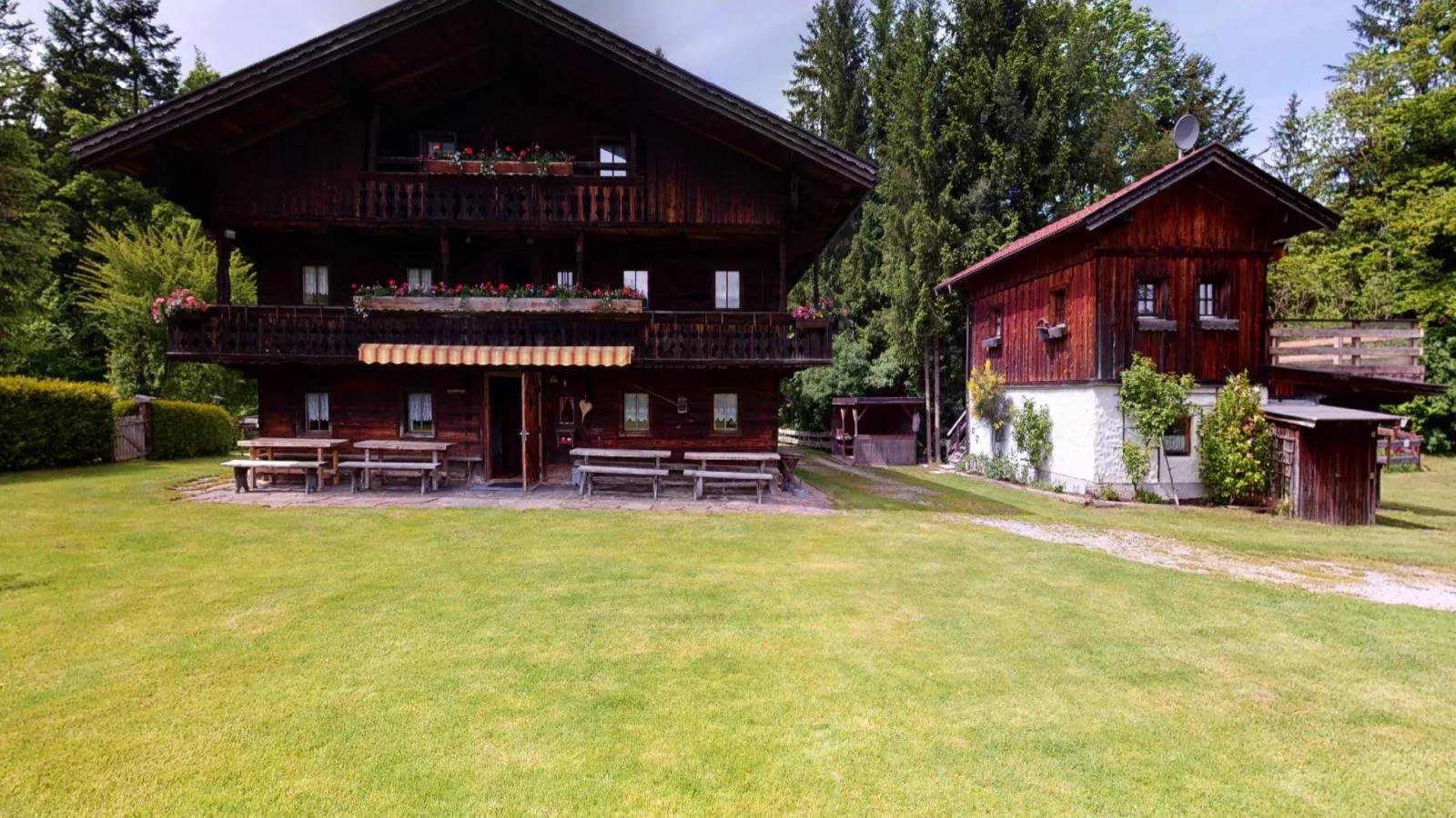 Alpin Hideaway L-Buitenkant zomer