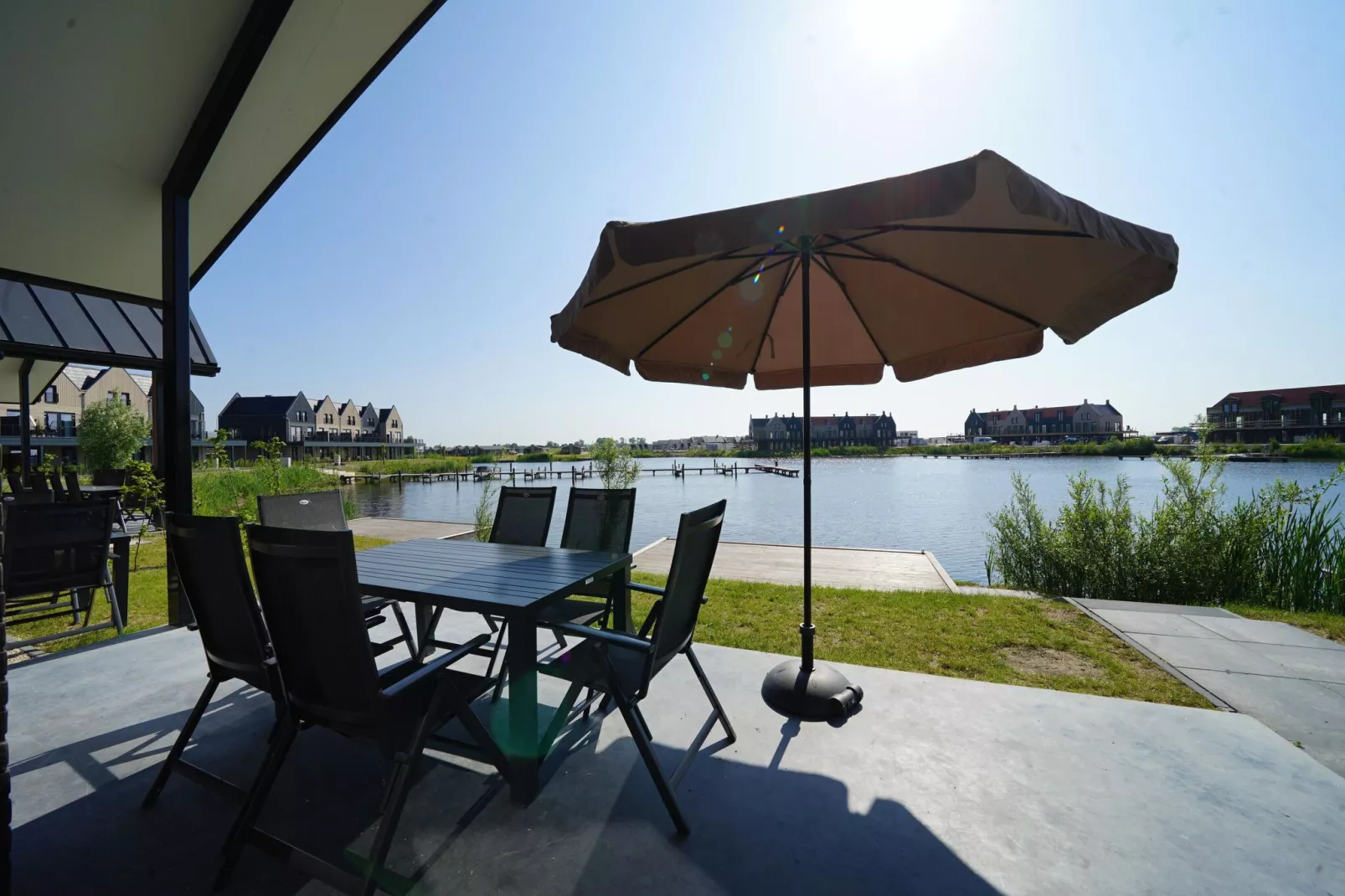 Resort De IJssel Eilanden 8-Terrasbalkon