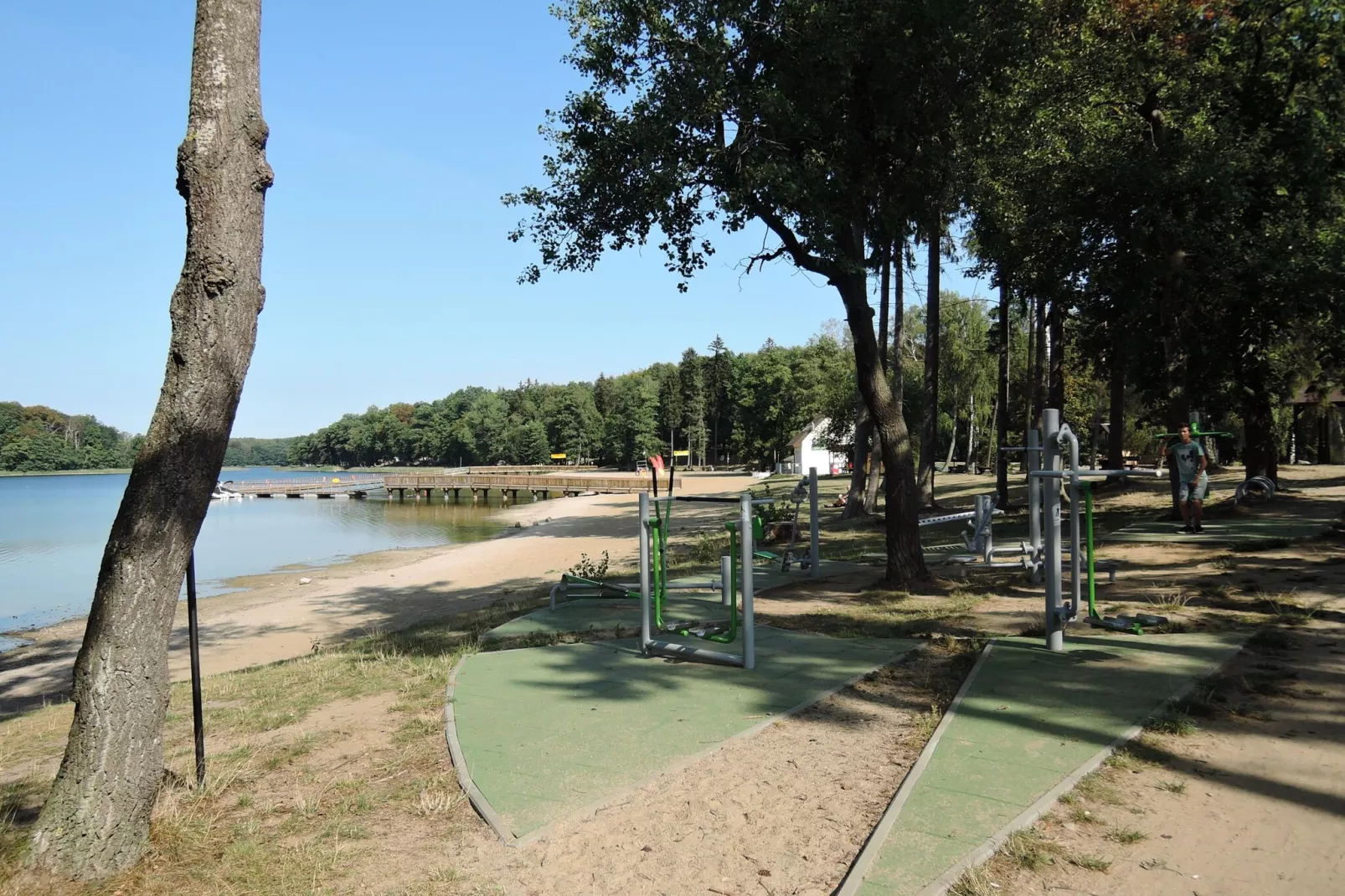 Dom wakacyjny z widokiem na jezioro Ińsko-Buitenkant zomer