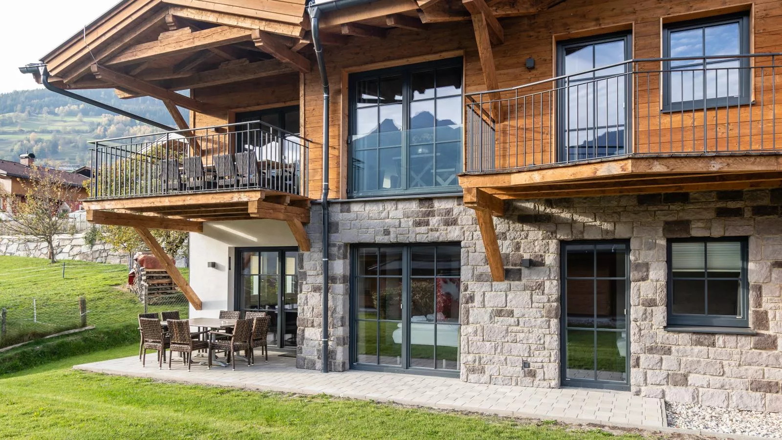 Luxury Tauern Suite Walchen Kaprun 5-Buitenkant zomer