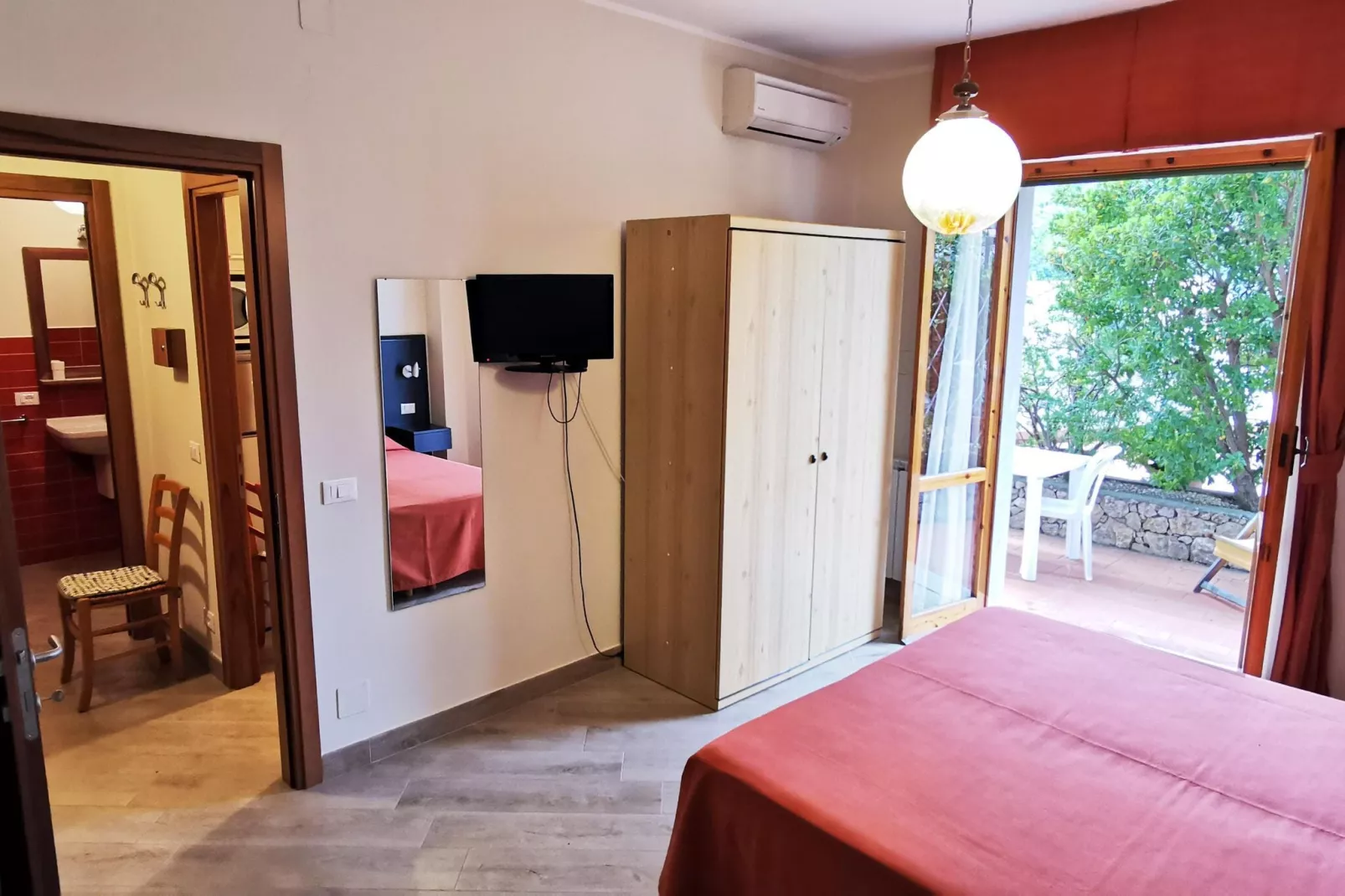 Residence Dei Fiori Pietra Ligure - B4-Slaapkamer