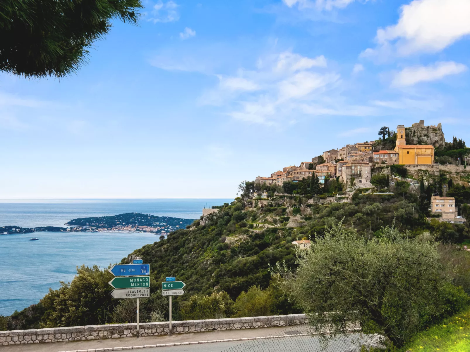 Les Balcons d'Eze-Buiten