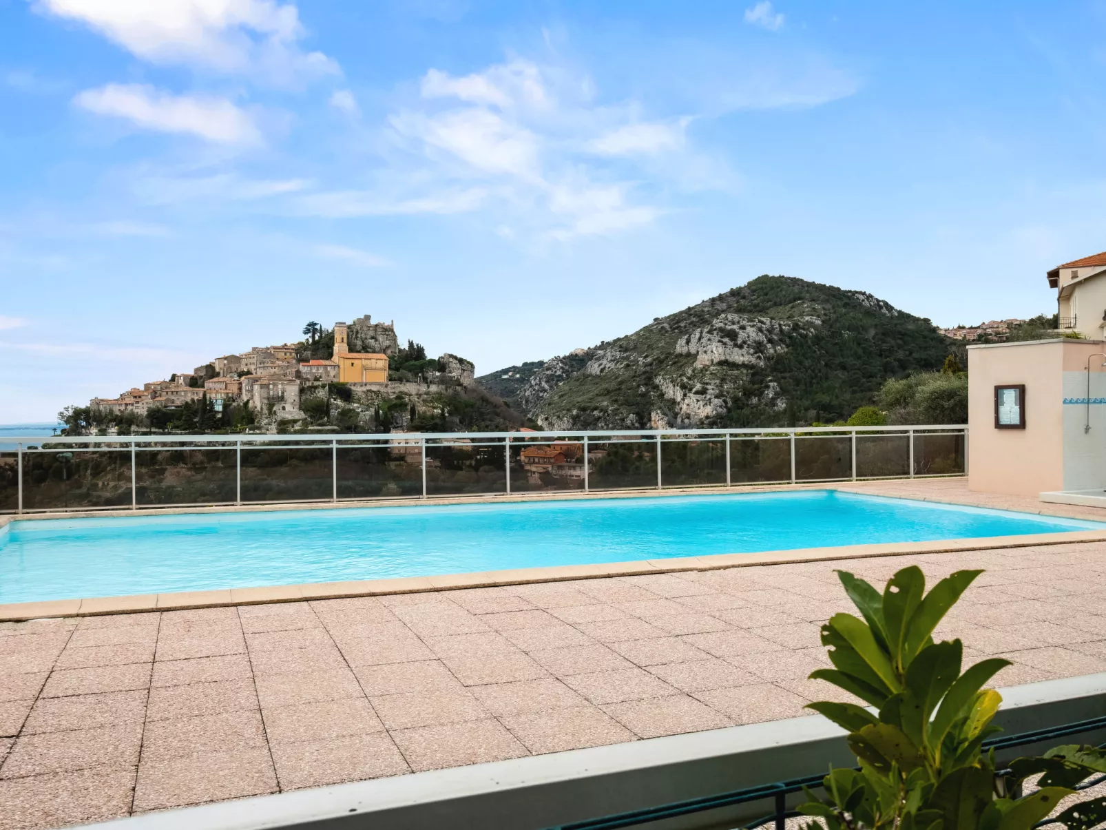 Les Balcons d'Eze-Buiten