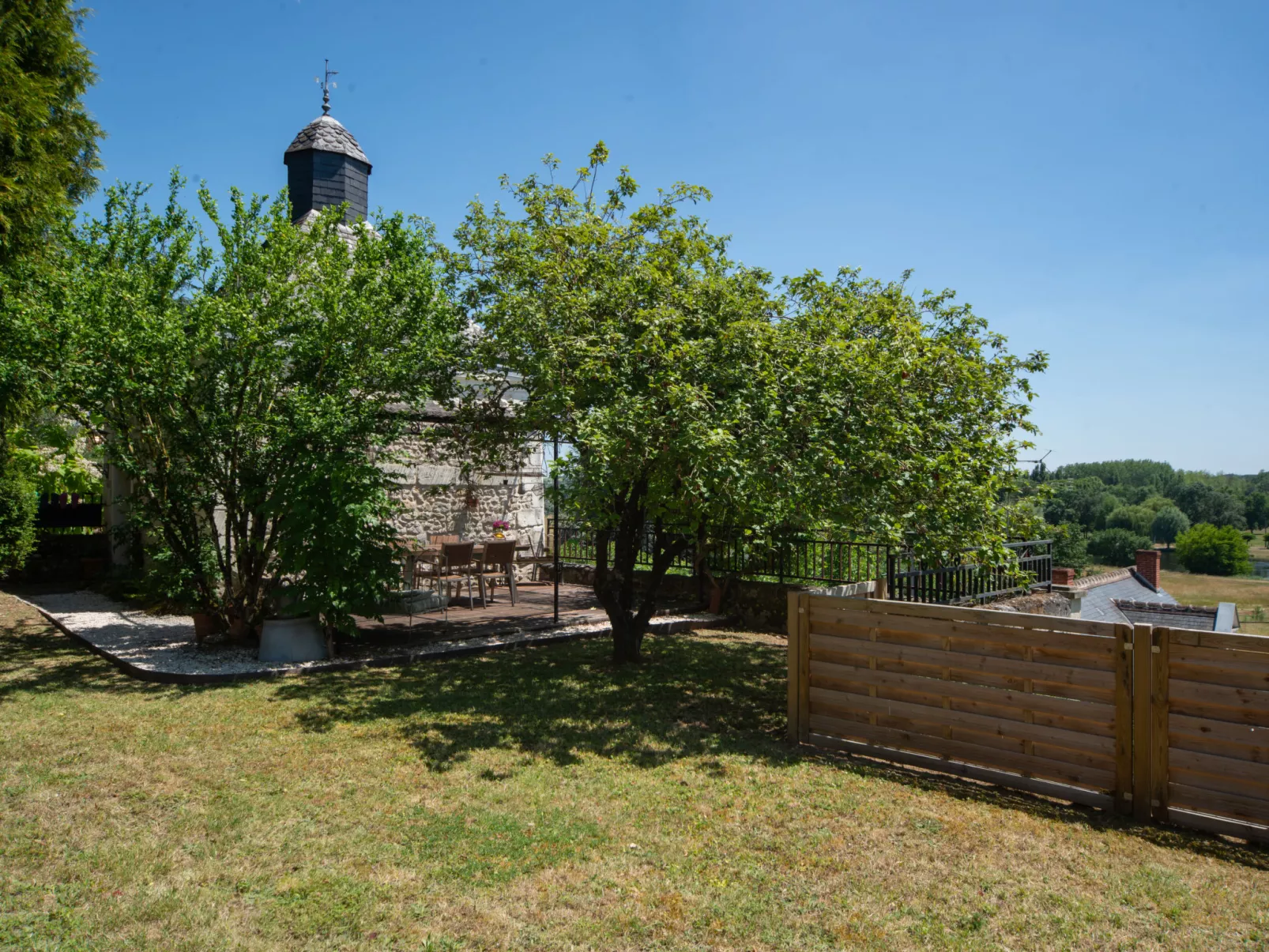 Le Pigeonnier-Buiten