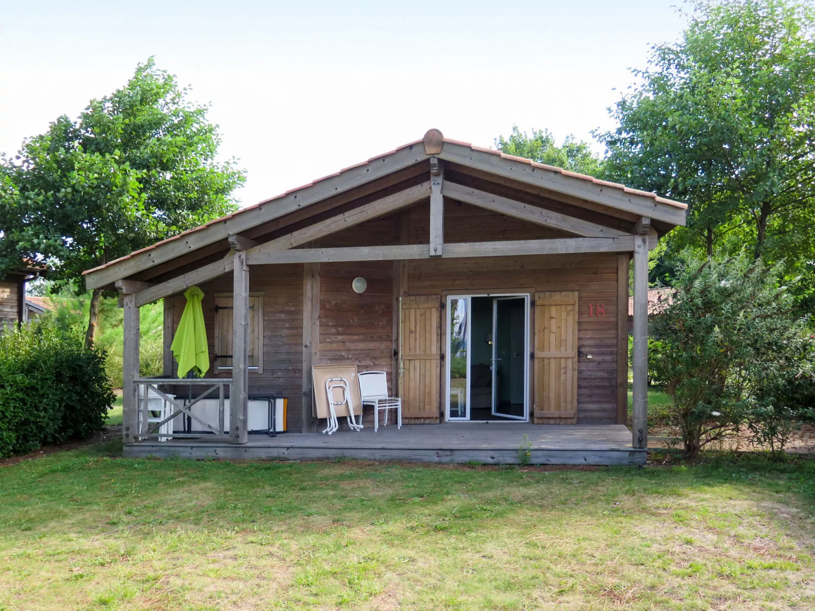 Les Cottages du Lac M3 Premium-Buiten