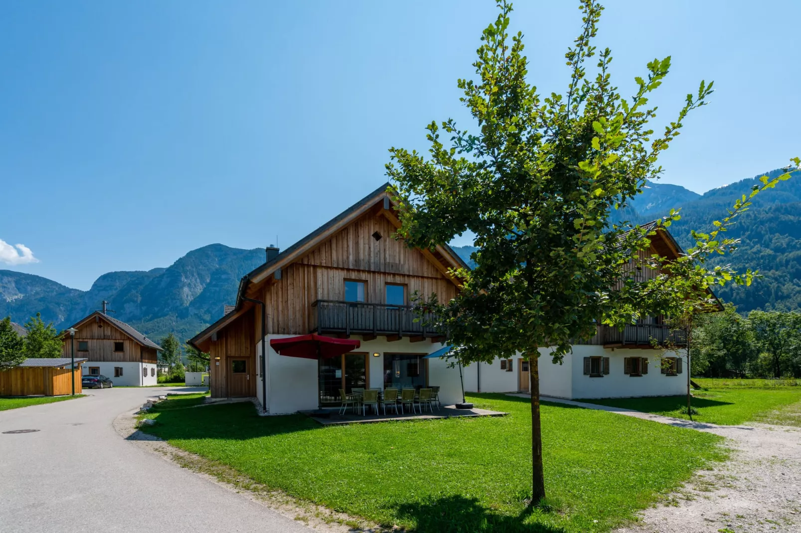 Luxe chalet met sauna in het Dachsteingebergte bij Hallstatt-Buitenkant zomer