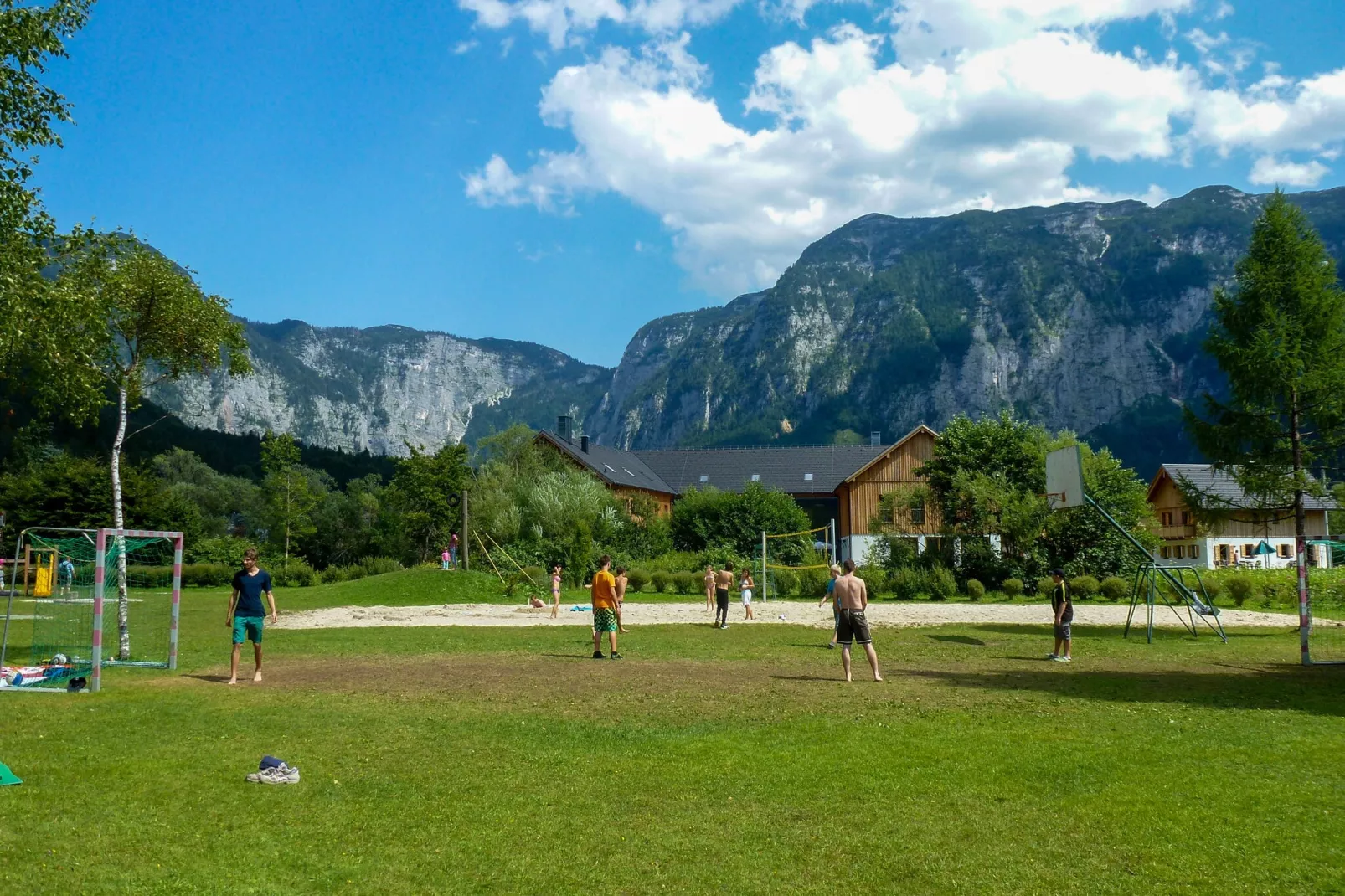 Luxe chalet met sauna in het Dachsteingebergte bij Hallstatt-Parkfaciliteiten