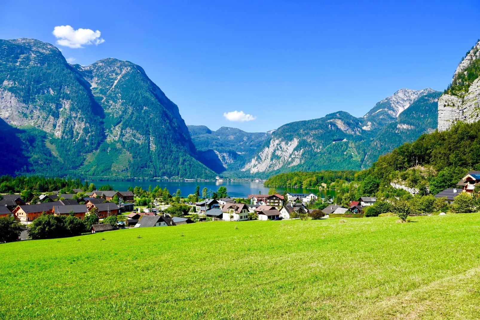 Luxery Salzkammergut Chalet G-Buitenkant zomer