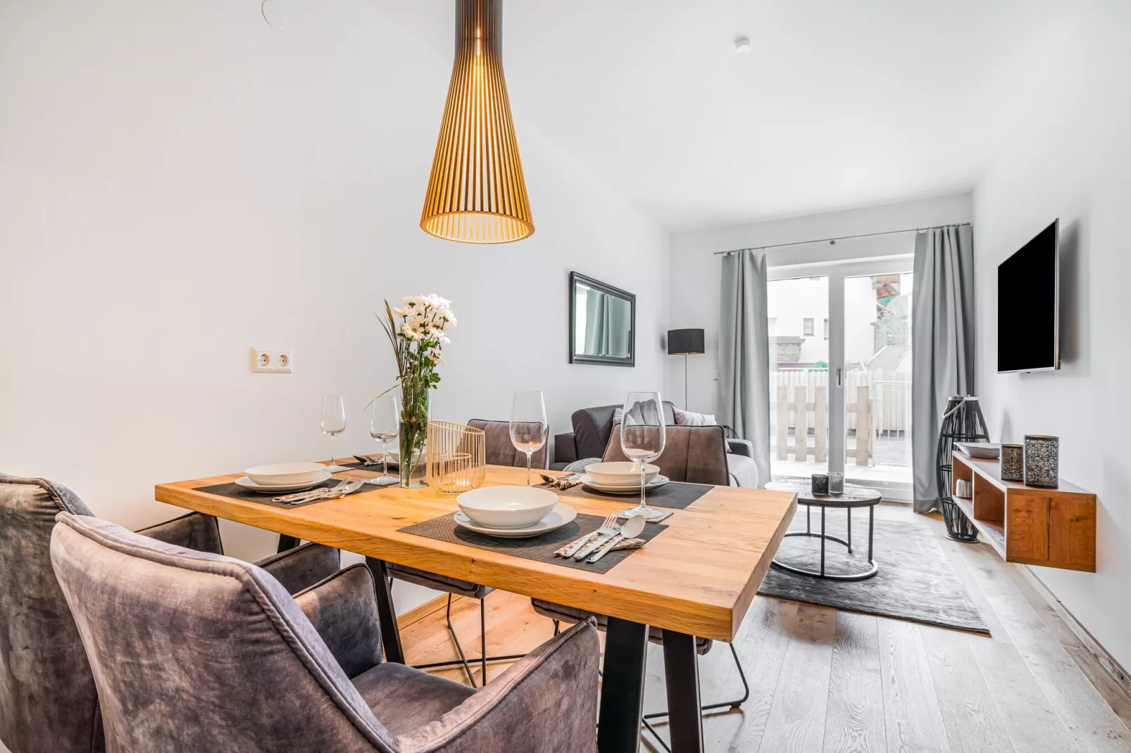 Mooi appartement in Mauterndorf met een sauna-Eetkamer