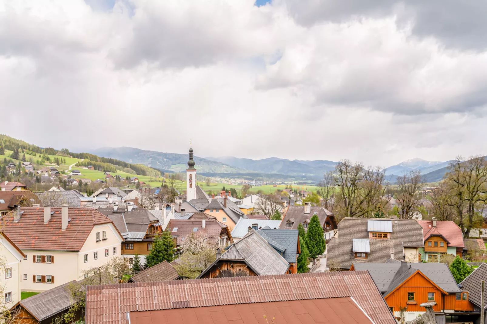 Mooi appartement in Mauterndorf met een sauna-Gebieden zomer 1km