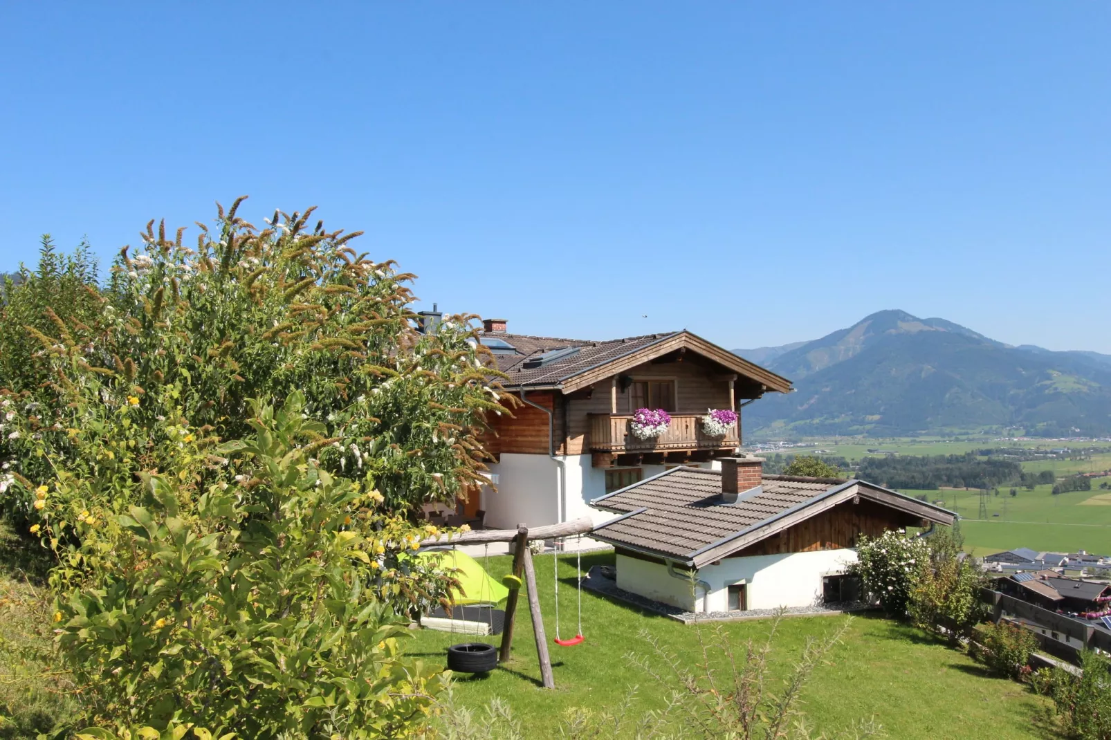 Apartment Oberaigen-Tuinen zomer