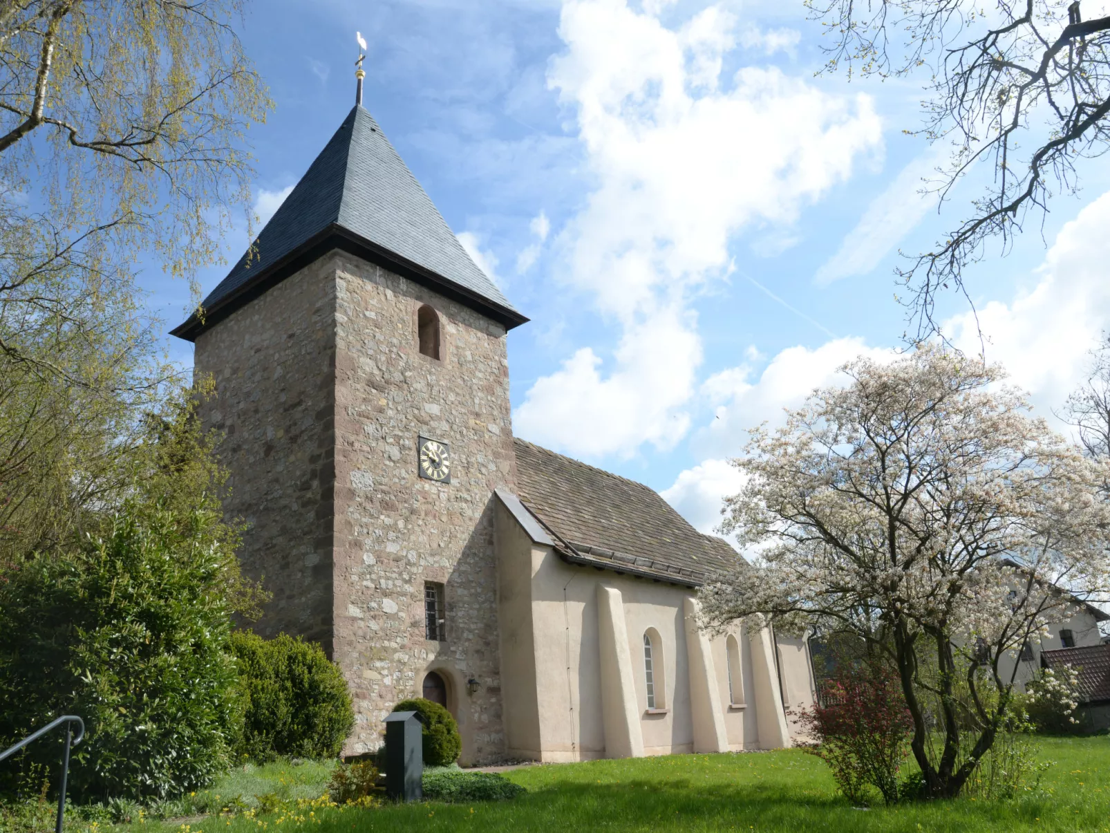 Lounge an der Kirche-Buiten