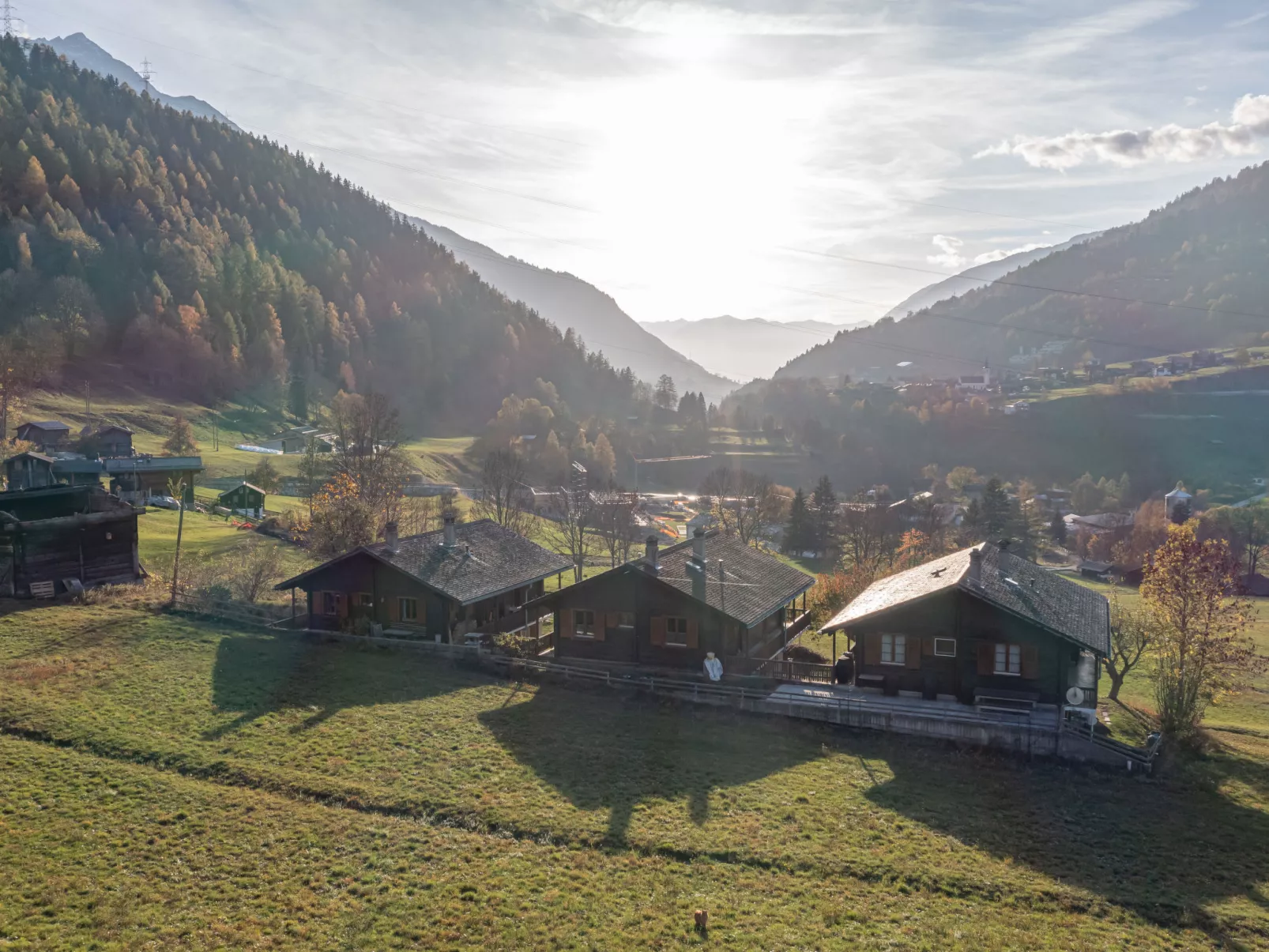 Chalet Niderärne-Buiten