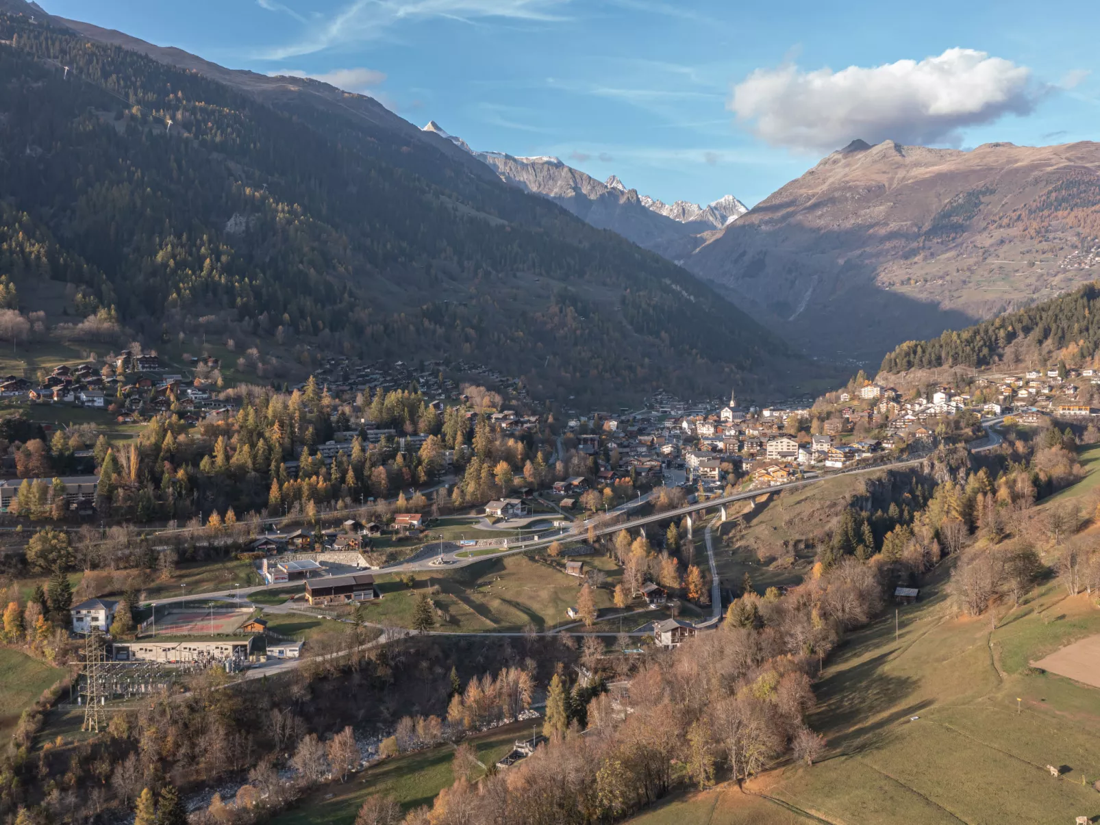 Chalet Niderärne-Buiten