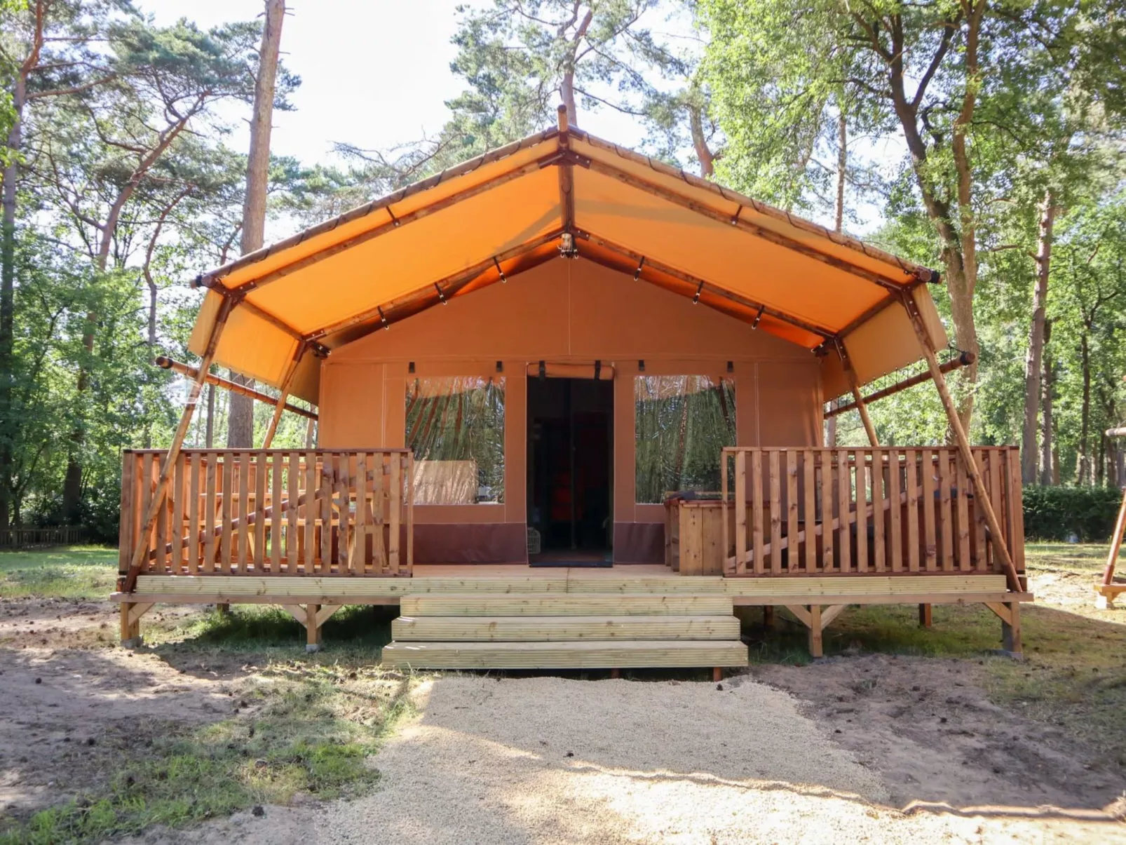 Lodgetent 2-Buiten